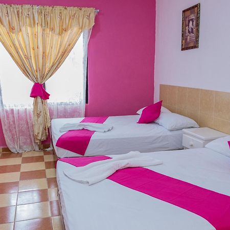 Oyo Hotel Marias,Aeropuerto Internacional De Chetumal Buitenkant foto