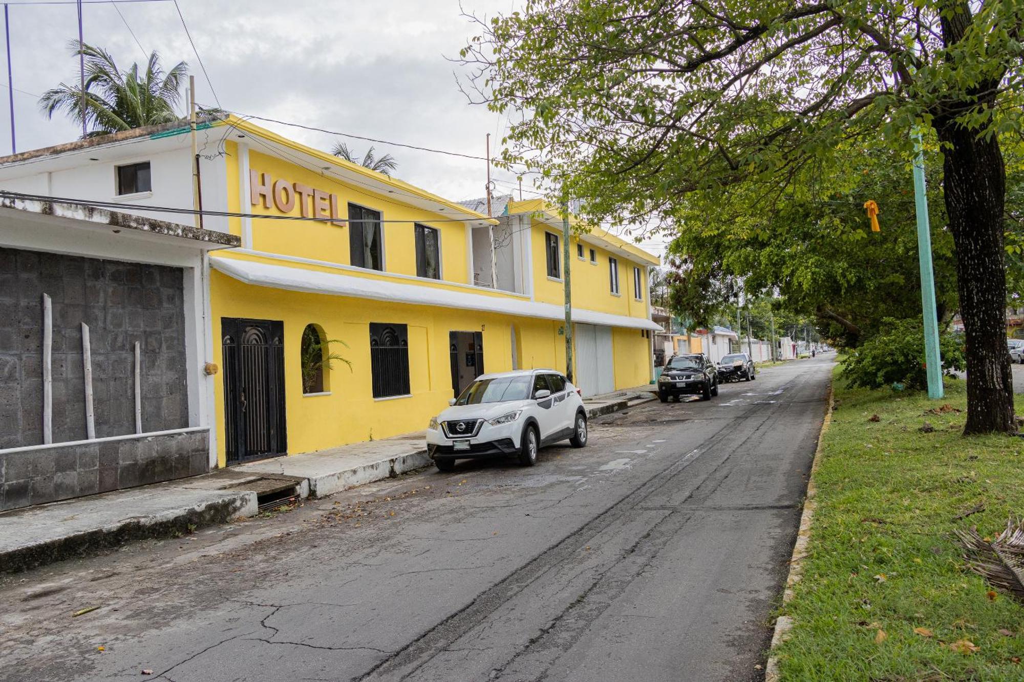 Oyo Hotel Marias,Aeropuerto Internacional De Chetumal Buitenkant foto
