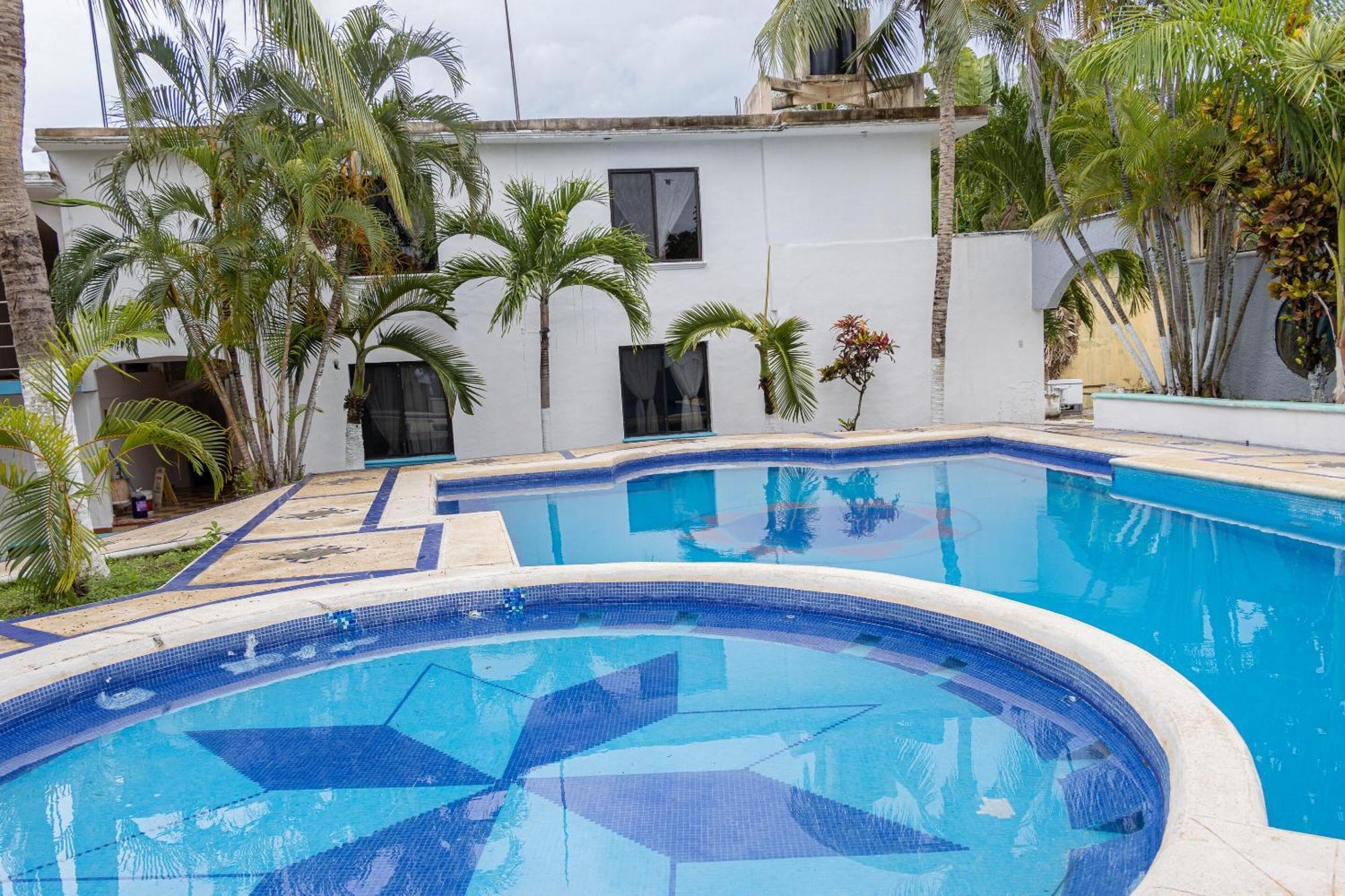 Oyo Hotel Marias,Aeropuerto Internacional De Chetumal Buitenkant foto