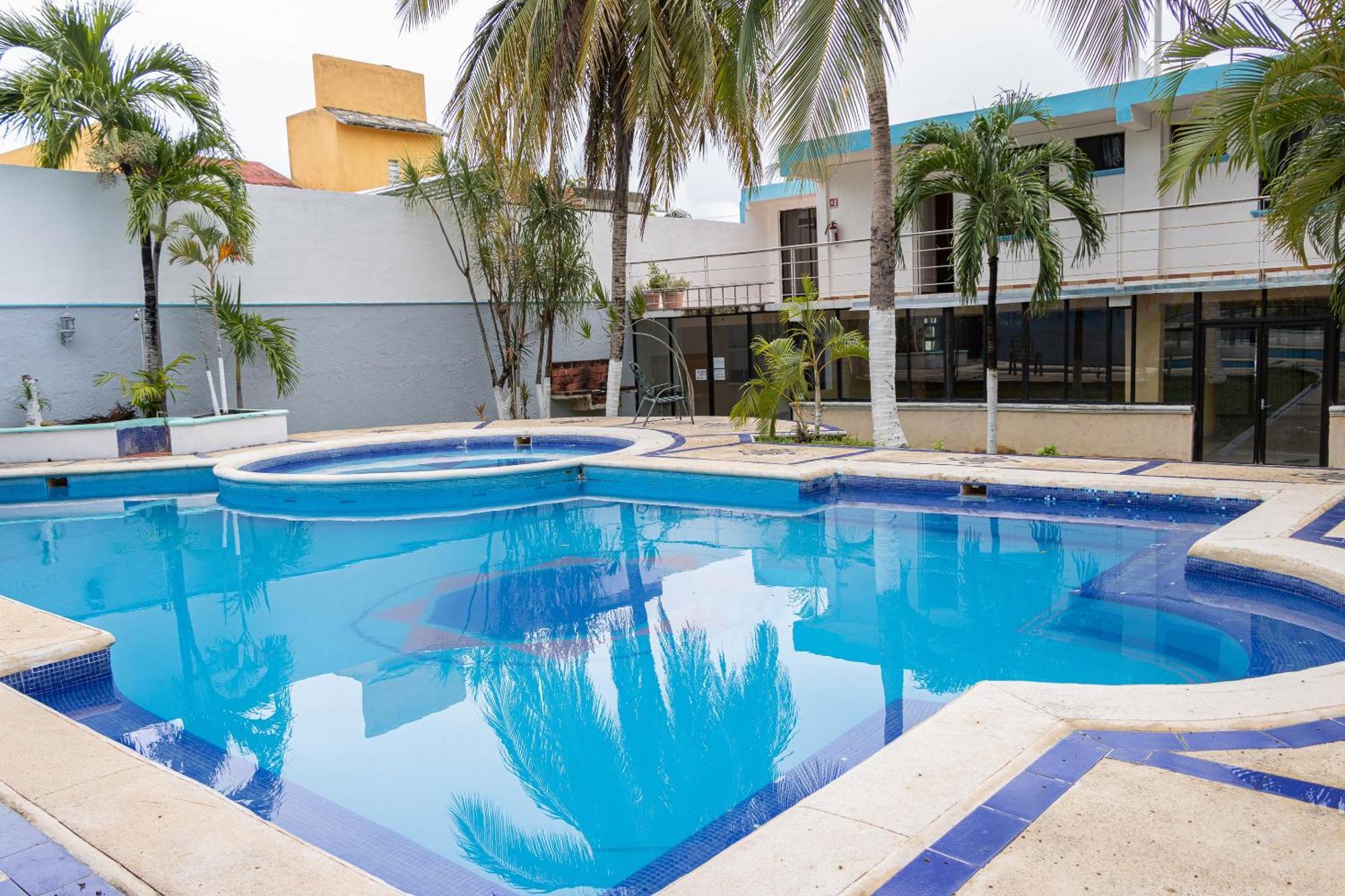 Oyo Hotel Marias,Aeropuerto Internacional De Chetumal Buitenkant foto
