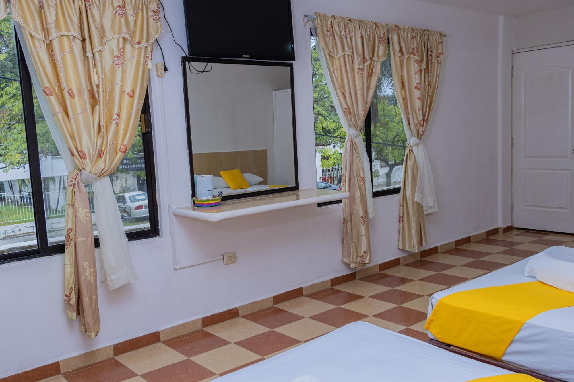 Oyo Hotel Marias,Aeropuerto Internacional De Chetumal Buitenkant foto